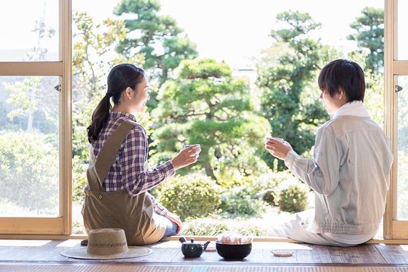 Xu hướng hẹn hò và tìm bạn đời nhỏ tuổi hơn của phụ nữ Nhật Bản